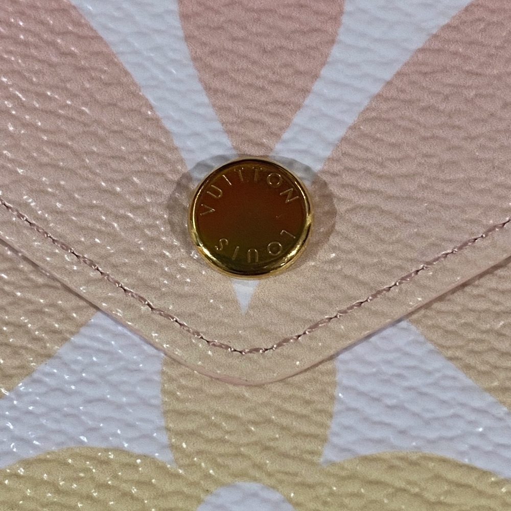 ⛱🏊🏼‍♀️Authentic Brand NEW Louis Vuitton Limited Edition Kirigami Set Pochette - Picture 12 of 14